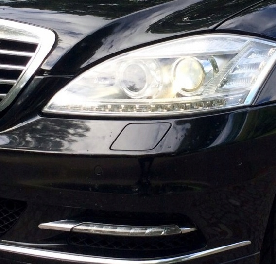 фото №1, Заглушка распылителя mercedes s w221 lift цвета