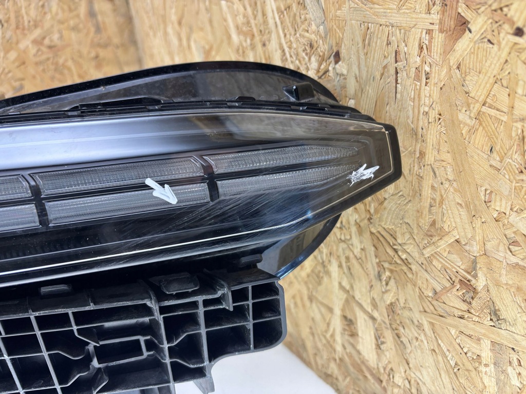 фото №7, Volvo ex30 2024 лампа передня