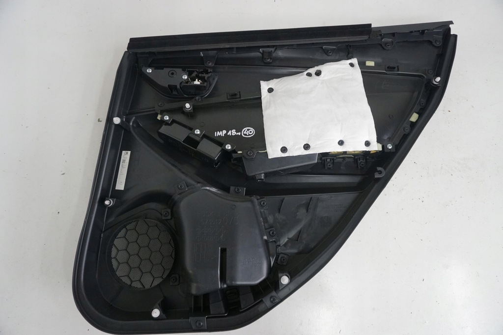 фото №9, Subaru impreza liftback gt xv lift обшивки дверь s71507150 s71507140