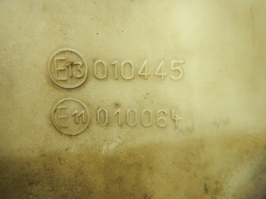 Bmw e36 90-00 бачок омивача 010445 Зі Шроту