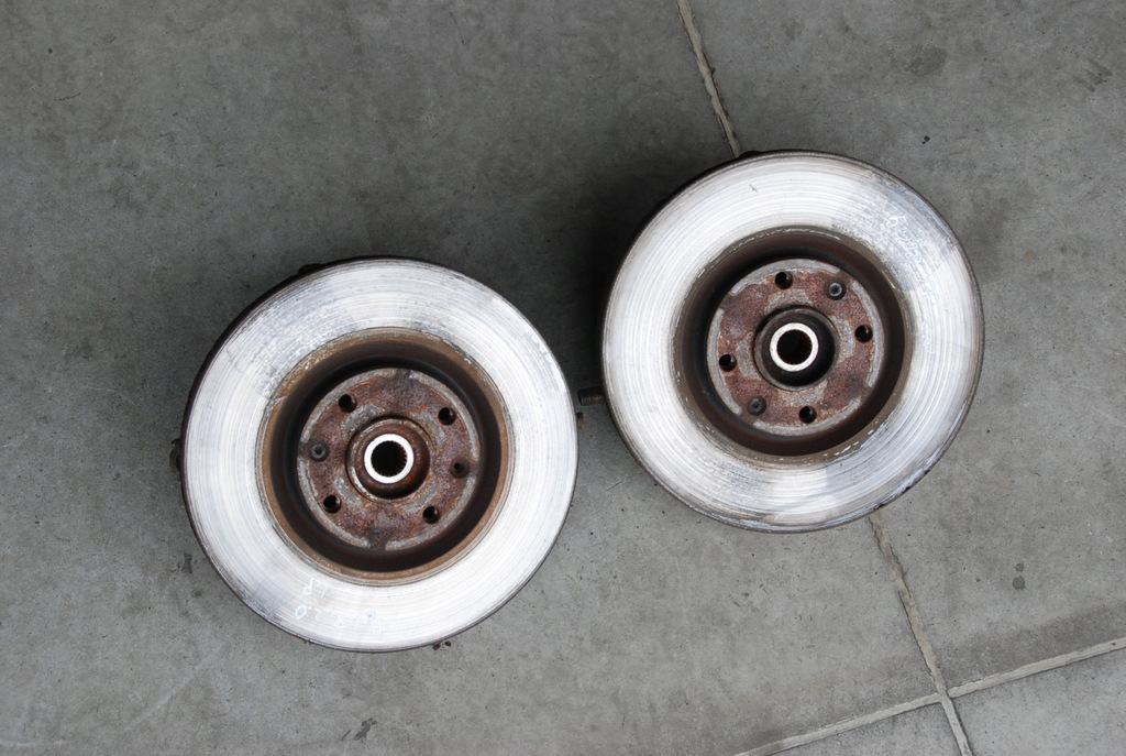 фото №1, Ступиця поворотний кулак l / p перед peugeot 5008 i 14r