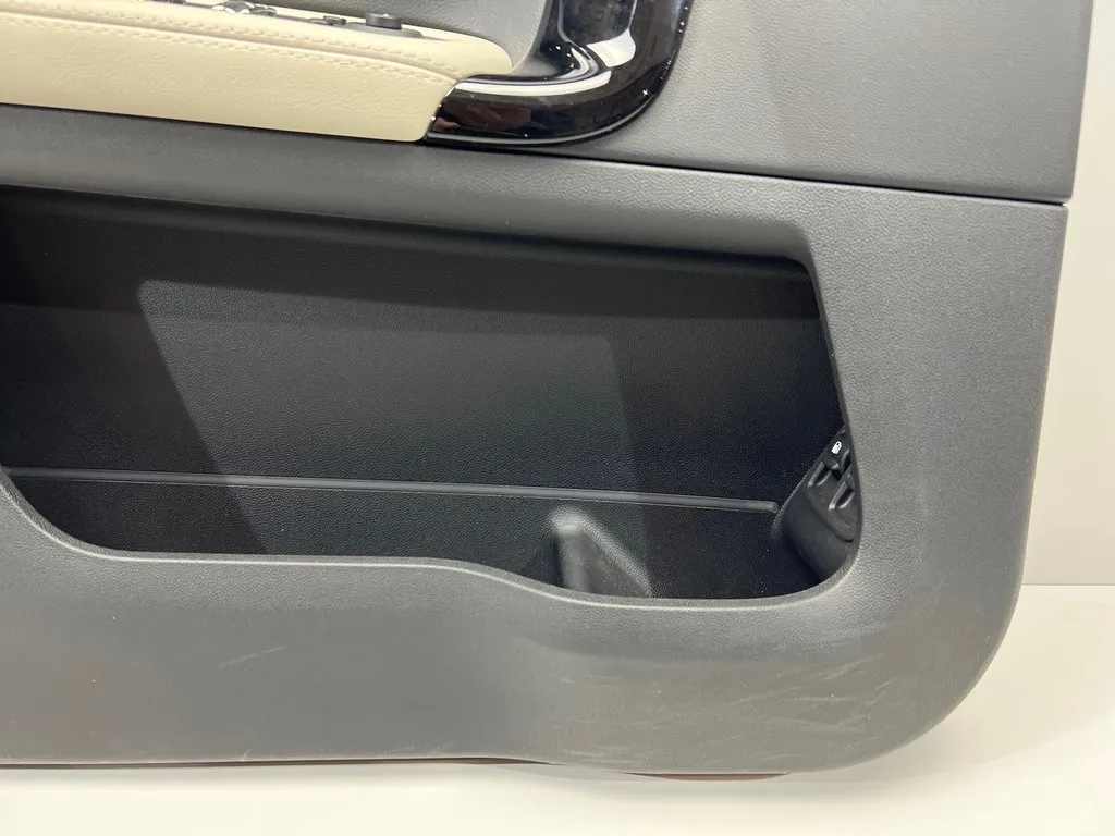 фото №5, Mini countryman f60 оббивка обшивка двері