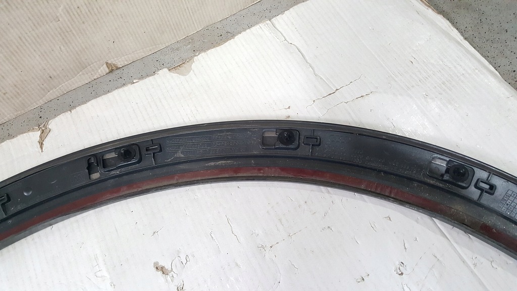 фото №10, Молдинг крыла передний левая сторона audi e-tron 4ke853717a демонтаж