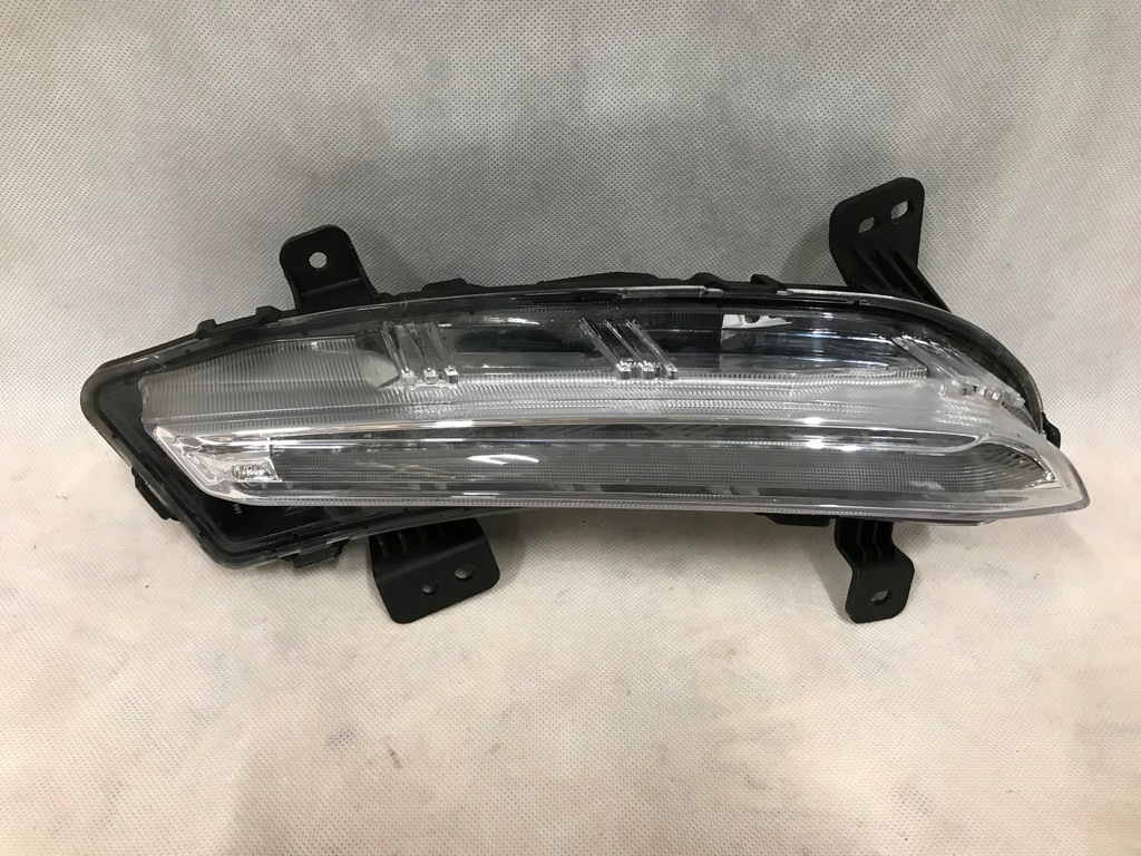 фото №1, Mg 4 mg4 22- противотуманная фара led правый хороший!