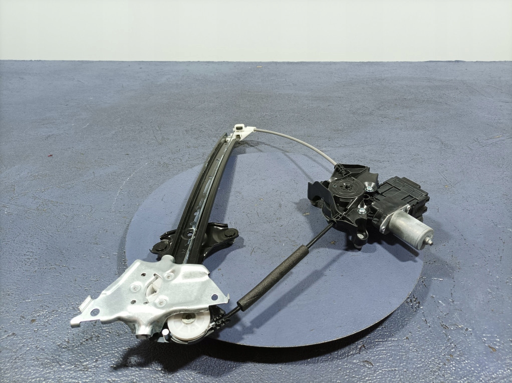 Купити Lexus ux 250h підйомник скло перед передній лівий 85720-76020