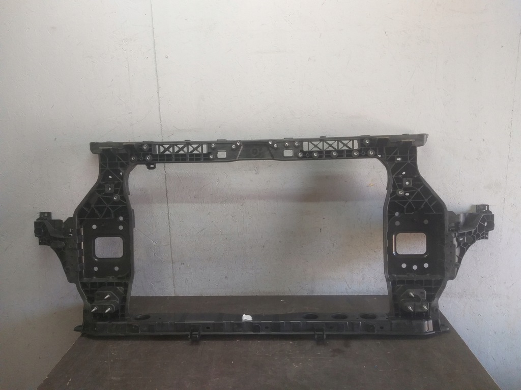 фото №1, Pas передний kia sportage v 5 20- новый оригинальный 64101-r2000