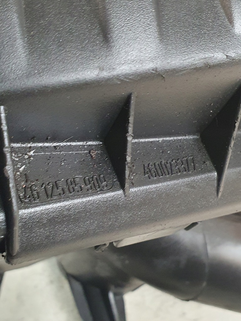 фото №8, Корпус фільтра повітря meriva 1.7 4612585909