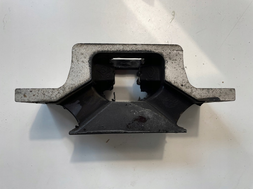 фото №1, Подушка коробки кронштейн renault master iii lift