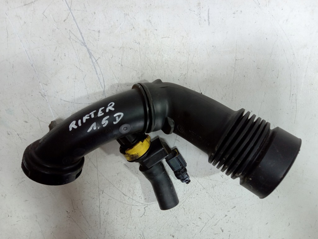 Peugeot rifter 1.5d пабтрубок  впускной труба 9810921180 Цена