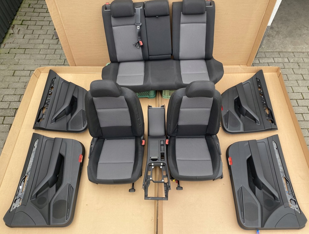 фото №12, Gd vw passat b8 kombi салон повний сидіння заднє сидіння оббивка 38 km