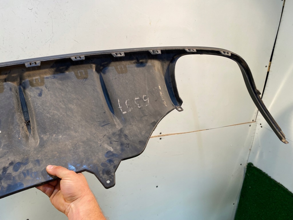 Porsche macan 95b диффузор спойлер накладка бампера задняя 95b807834l Доставка