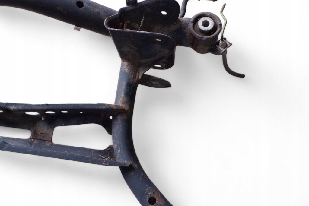 фото №7, Подрамник задние vw passat cc 357 3c0505235 2012