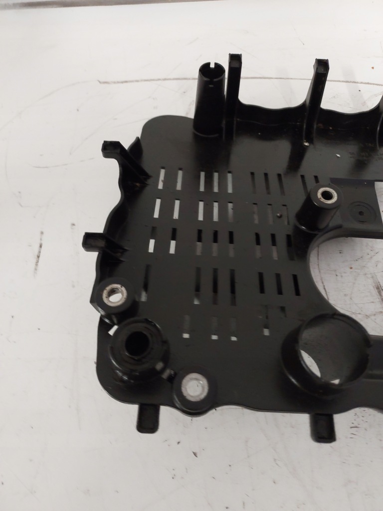 Wsad картера масляный 1.8 tsi vw seat skoda audi в Украине