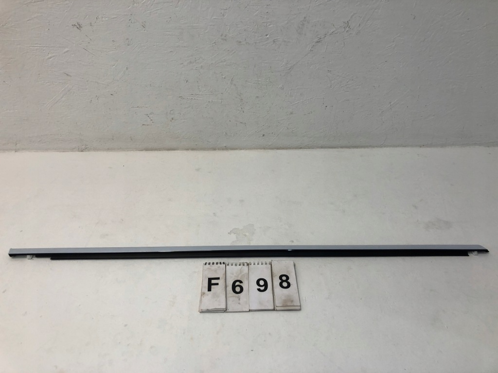 фото №1, Volvo v90 v90cc молдинг оздоблювальна правий перед