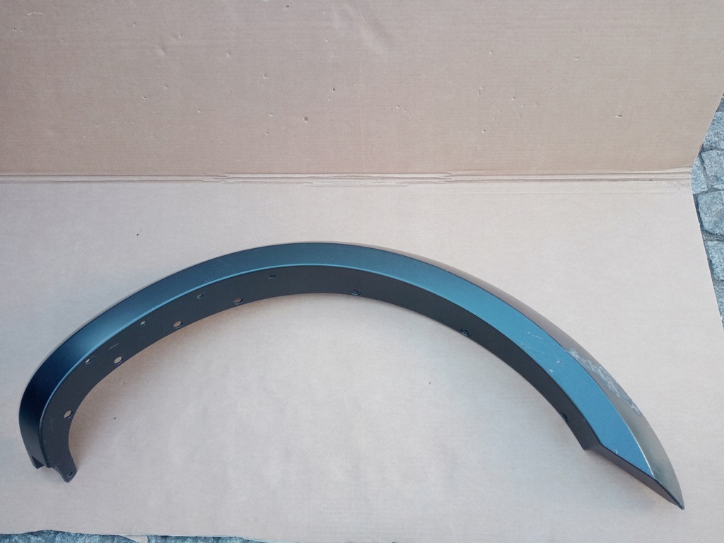 фото №1, Ford ranger raptor права молдинг крила перед