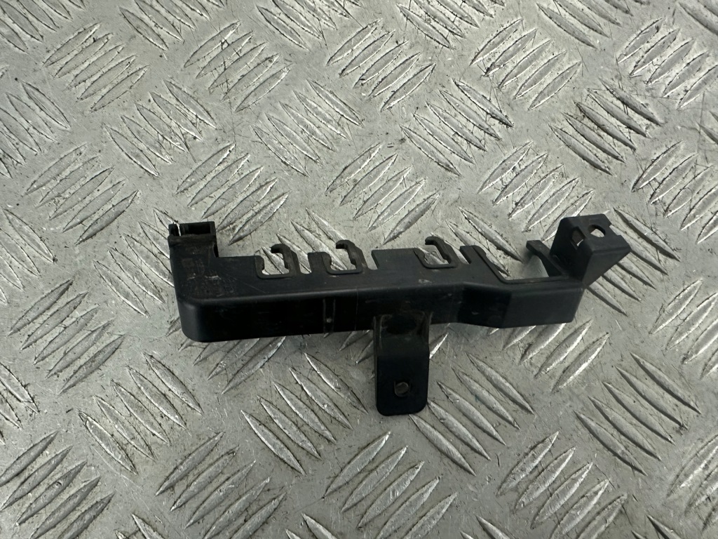 Vw polo 6c кронштейн кронштейн трубопровід 6r0971845m Київ