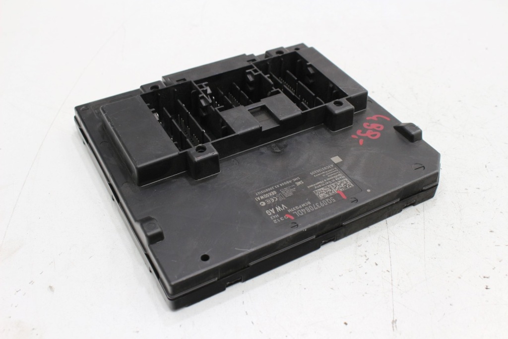 фото №1, Модуль блок управления комфорта 5q0937084dl audi a1ii 82a