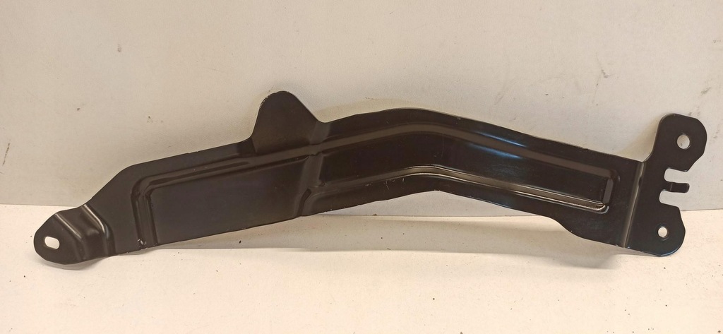 фото №1, Volvo xc40 кронштейн защита тепловой 32262010