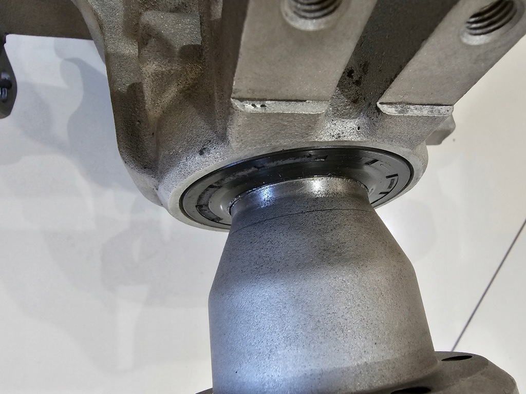 фото №9, Volvo оригинальный номер 1023808 редуктор volvo xc90 xc70 s60 v70