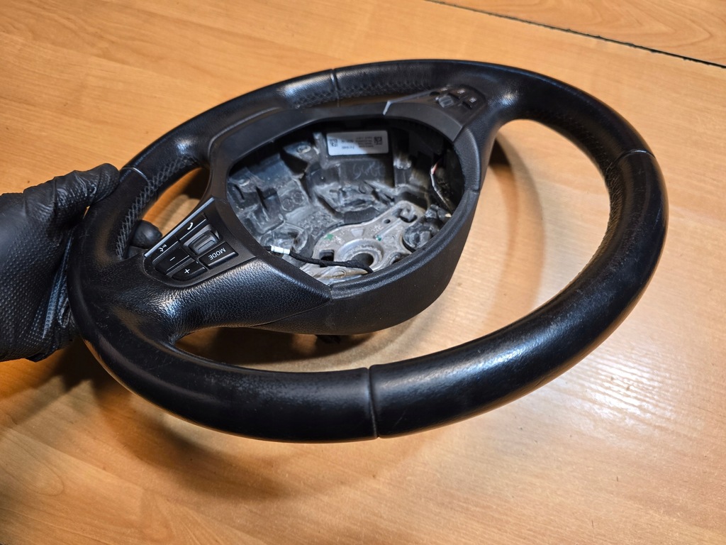 фото №9, Bmw 3 f30 f31 воздуховод кожа мультифункция 62558181 62558151