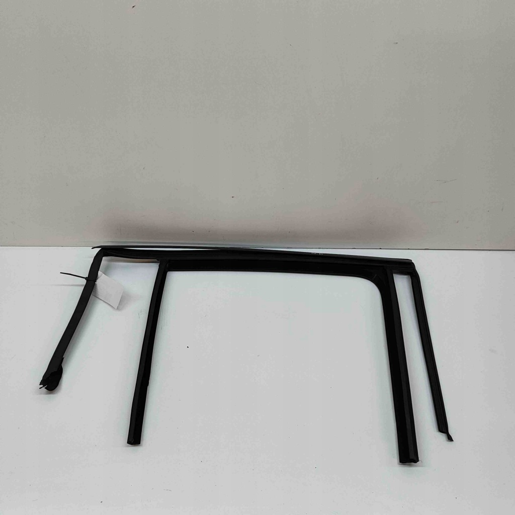 фото №1, Молдинг верхний задних правых дверь mercedes-benz gle coupe c167