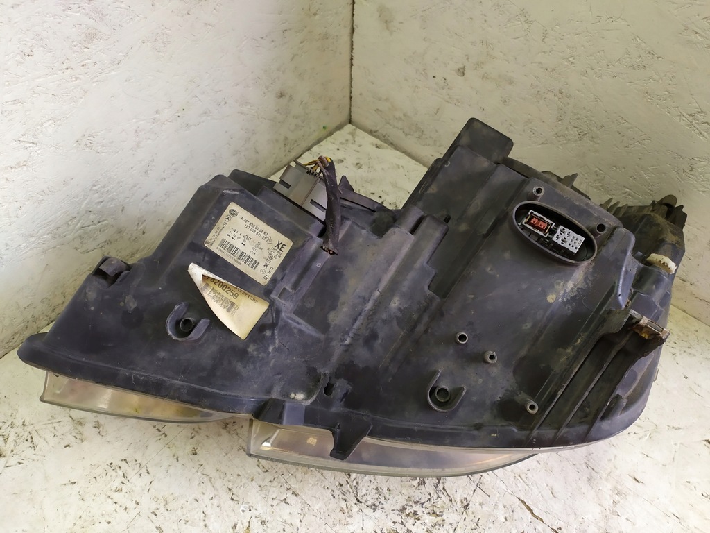 фото №8, Mercedes w207 coupe лампа права bi ксенон