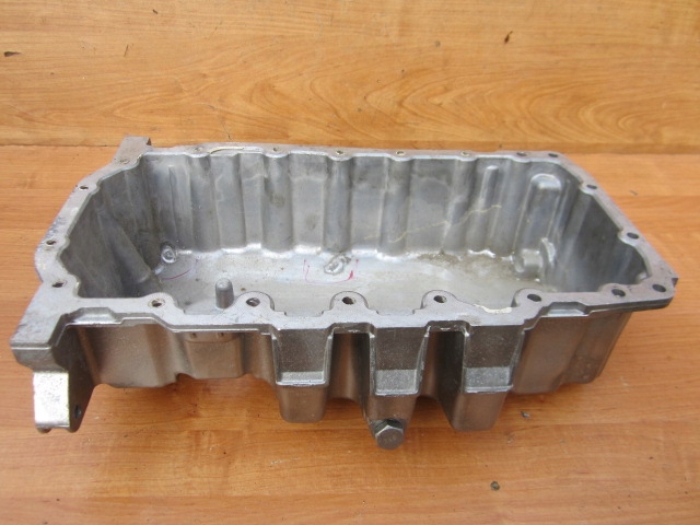 Vw skoda audi seat 1.6 2.0 tdi поддон масла масляная 03g103603af 03g103603ad с Разборки