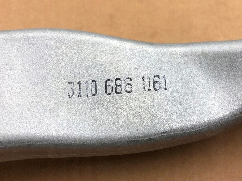 Рычаг oś передняя левый 6861161 do bmw seria 5 touring van g31 2017- Киев