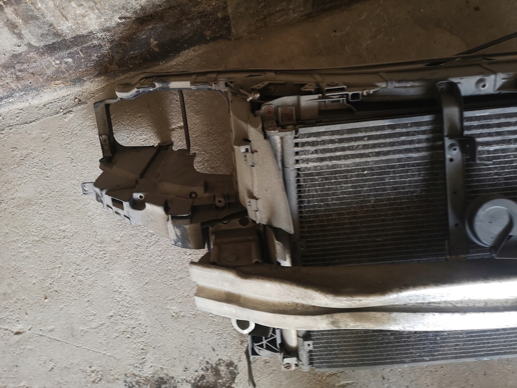 фото №7, Pas передній kompletny a8 d3 3.2 fsi audi lift