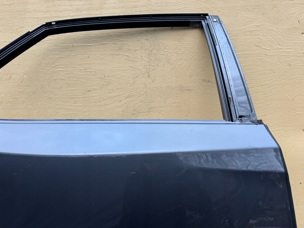 Lexus rx 4 iv 15r- дверь правое  задняя правый  задняя Доставка