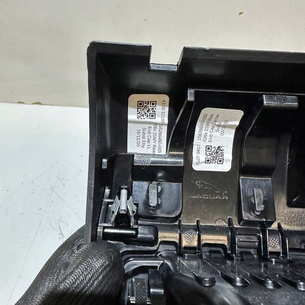 фото №5, Jaguar f-pace lift задняя воздуховод решётка туннель бардачок