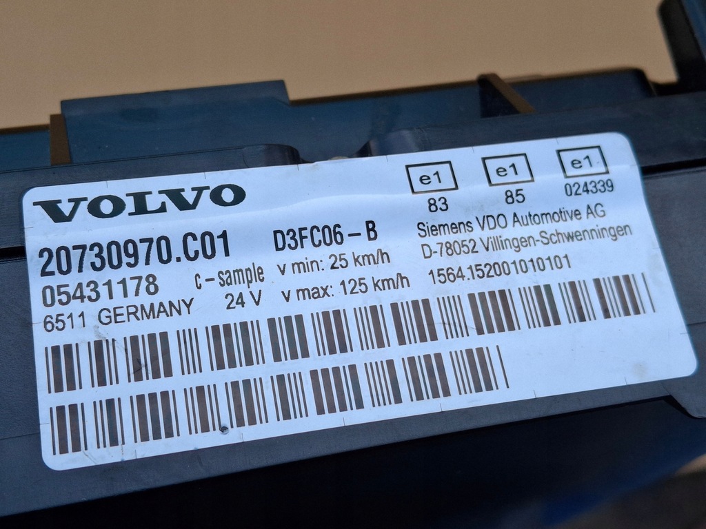 фото №10, Volvo fh fm лічильник прилади спідометр 20730970.c01