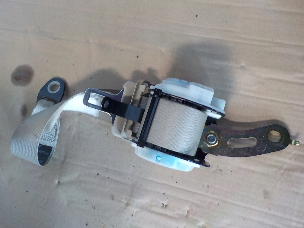 фото №5, Toyota avensis 2.2 d-cat pas правий задня