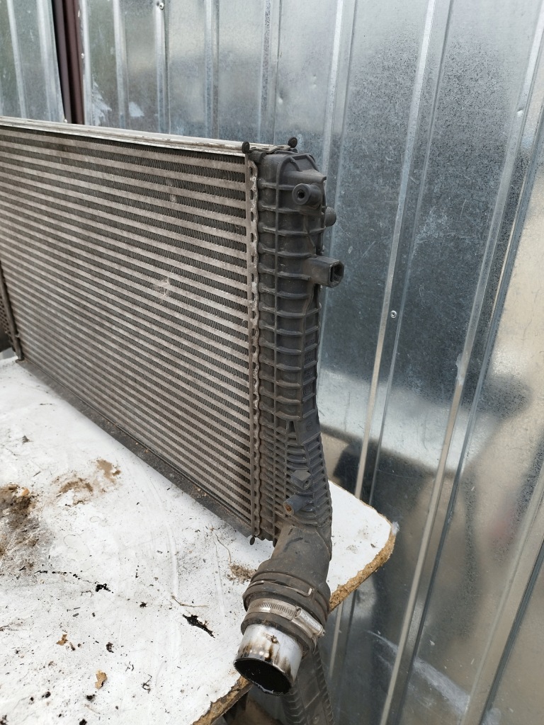 Інтеркулер audi skoda vw оригінал 1k0145803t Зі Шроту