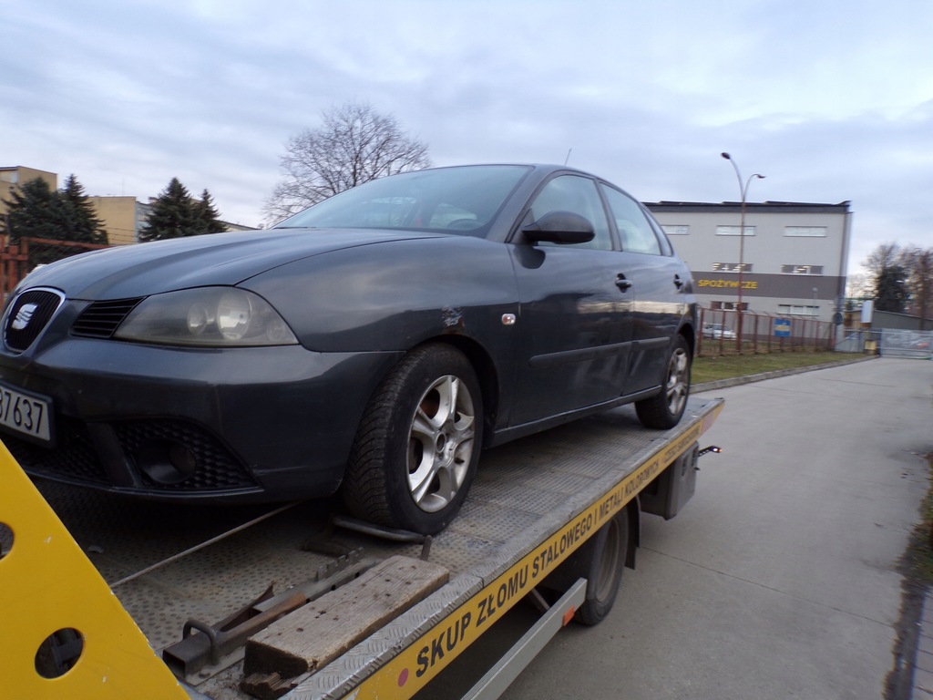 фото №5, Труба інтеркулер seat ibiza 6l 6q0145770