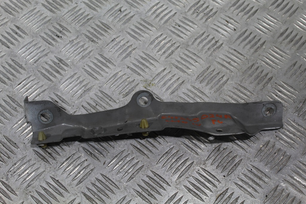 фото №1, Кронштейн крыла правое clio iv 641345024r
