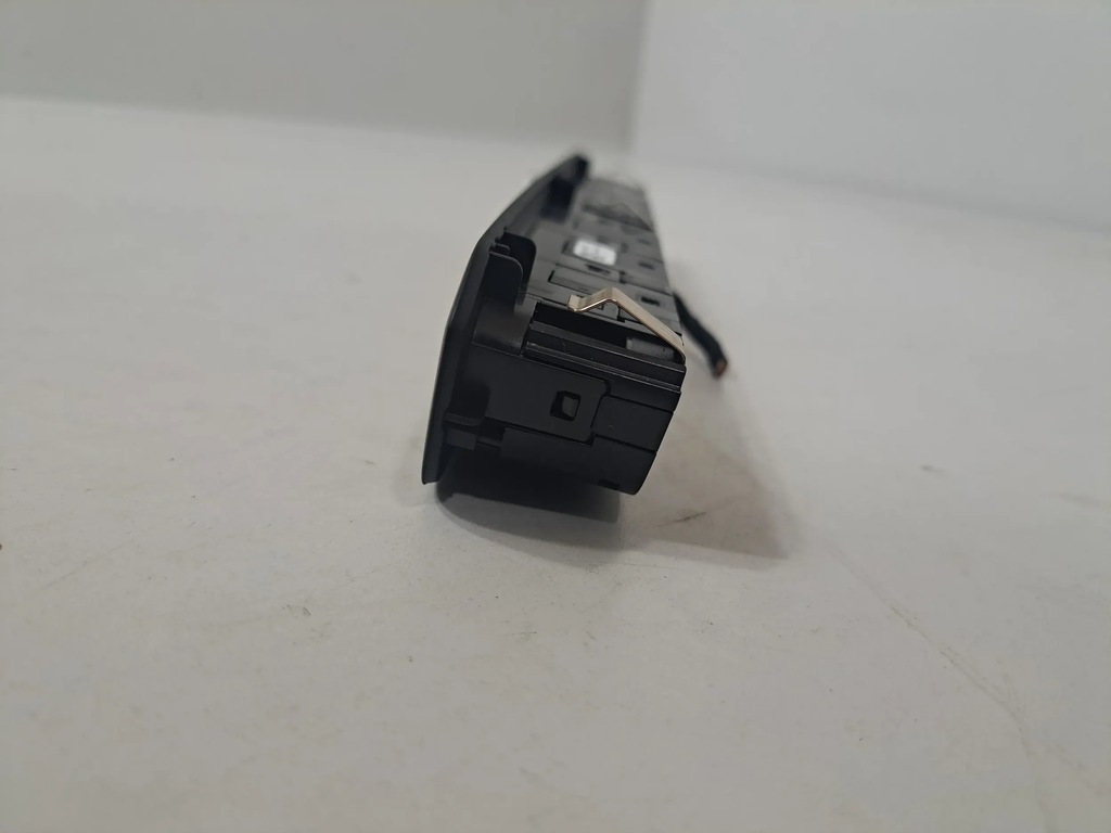 фото №8, Bmw 4 g22 g23 g24 g26 2022 панели управление, переключатели