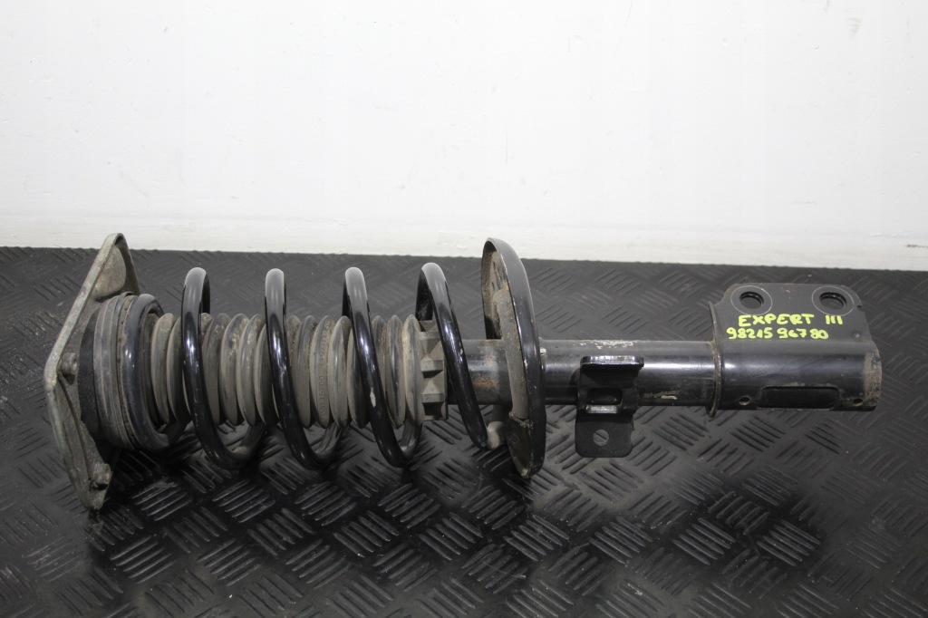 фото №1, Амортизатор перед citroen jumpy iii 3 spacetourer 9821596780