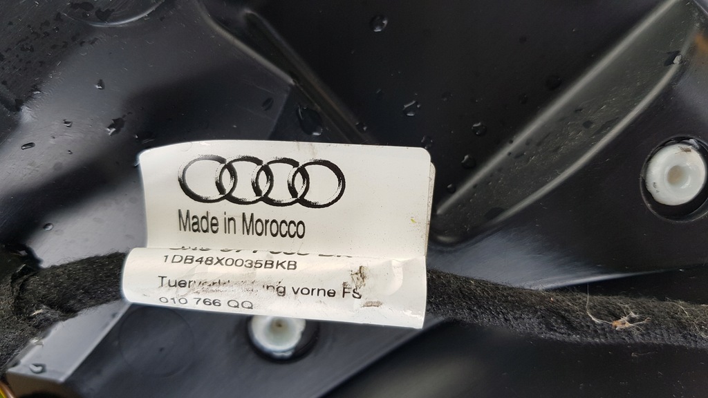 фото №12, Kompletny обшивка двері ліва audi a1 2013r eu