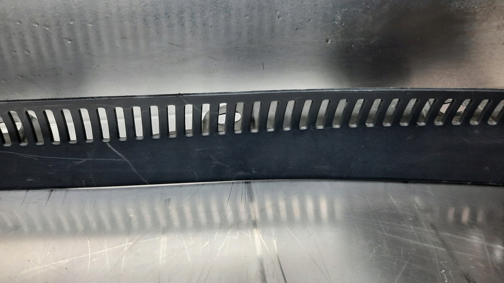 фото №5, Решітка капот 30799651 volvo xc60 08-17r