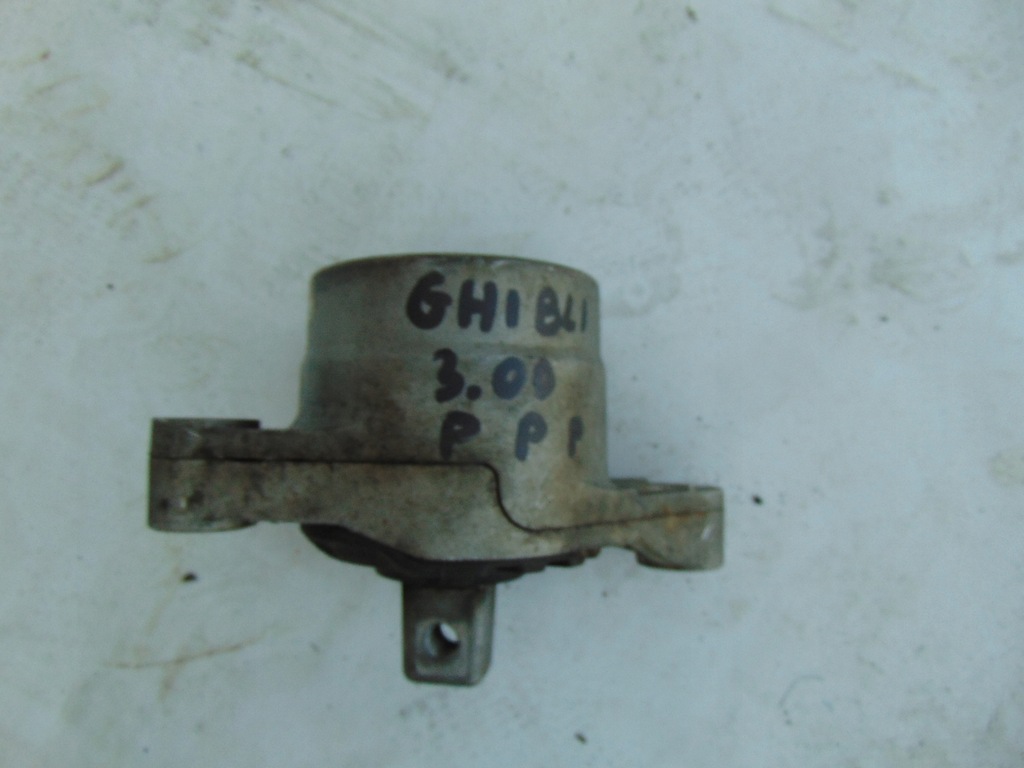 фото №1, Подушка двигуна права ghibli 3.0d 6700048710