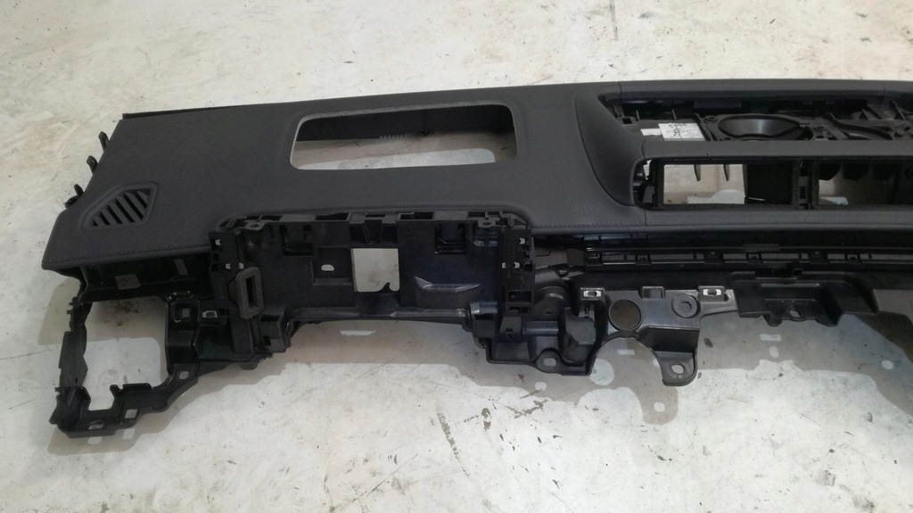 фото №9, Mercedes w223 консоль приборная панель приборная