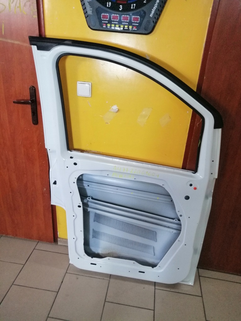 фото №8, Mercedes vito w447 дверь левая перед