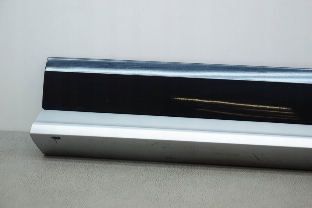 фото №12, Молдинг передних правых дверь audi q5 fy 80a853960a 2018