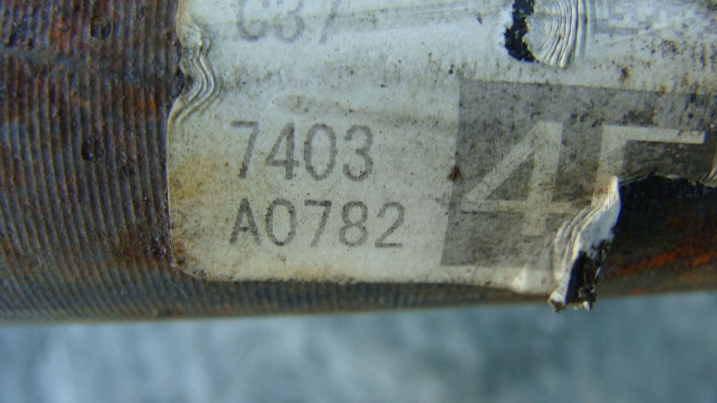 фото №7, Привідний вал права задня toyota rav4 2.5 hybrid d4d xa40 42340-48110