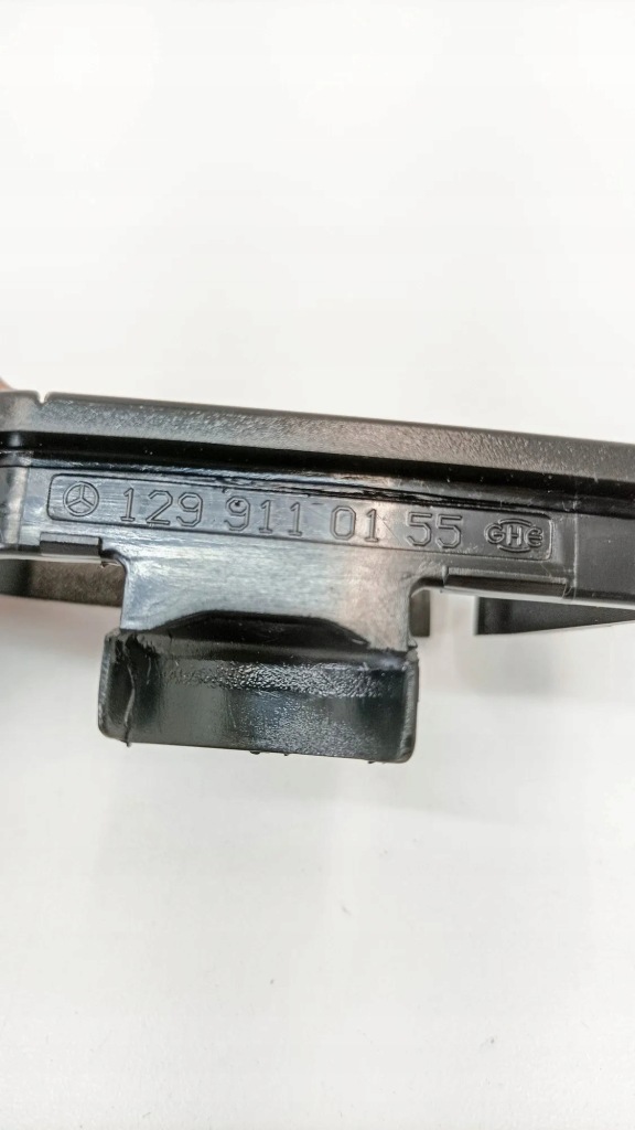 Напрямна регулювання поперечина безпеки mercedes-benz sl r129 a1299110155 в Україні