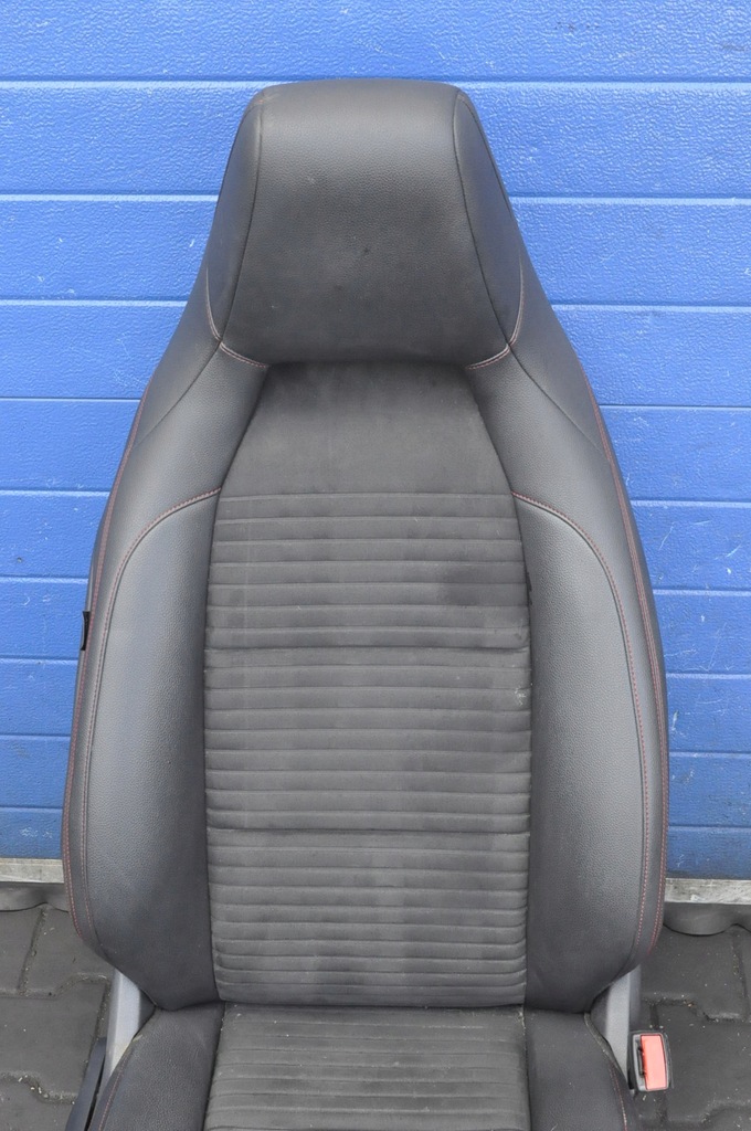 фото №5, Mercedes w117 сидіння заднє сидіння обшивки шкіра