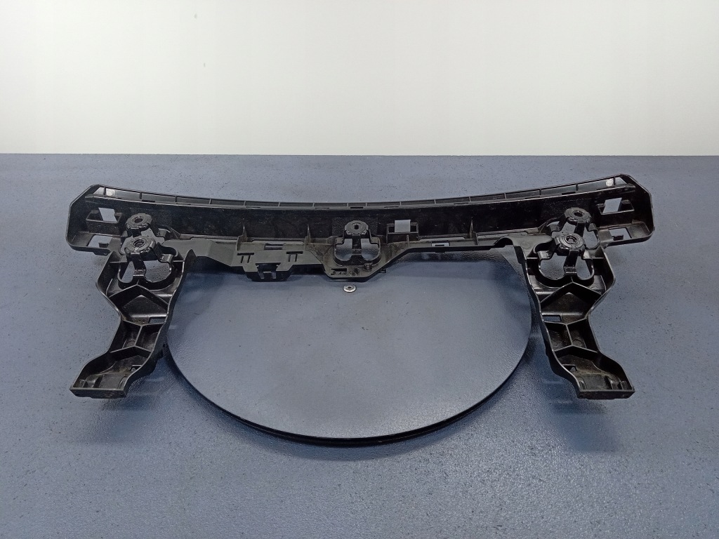 Bmw 1 f40 напрямна середній бампера задня msp 8496655 Недорого