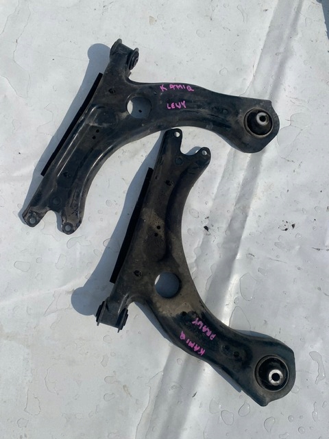 фото №1, Skoda kamiq рычаг левый