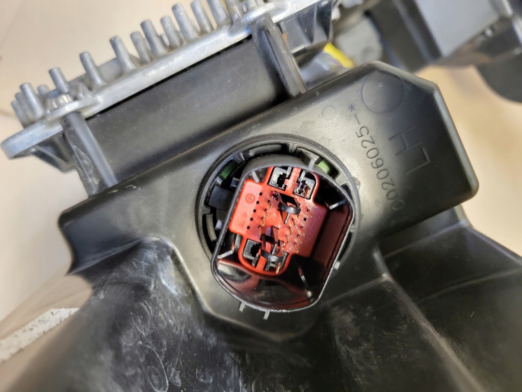 фото №15, Лампа передня full led права ліва модуль jaguar e-pace оригінальний номер europa повний